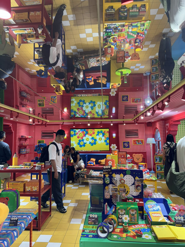 Wiggle wiggle flagship store in SEOUL!
