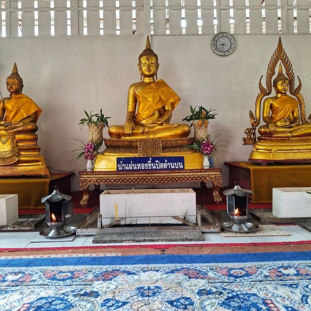 สักการะหลวงพ่อนรสิงห์และหลวงปู่หร่ำ เกสโร