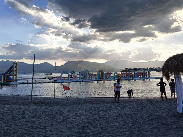 "still summer vibes in inflatable island"