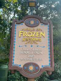 香港ディズニーのアナ雪エリアは神秘的⛄️