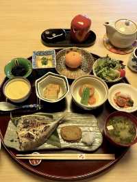 A Peaceful Onsen Day at “Umenoya” in Dogo