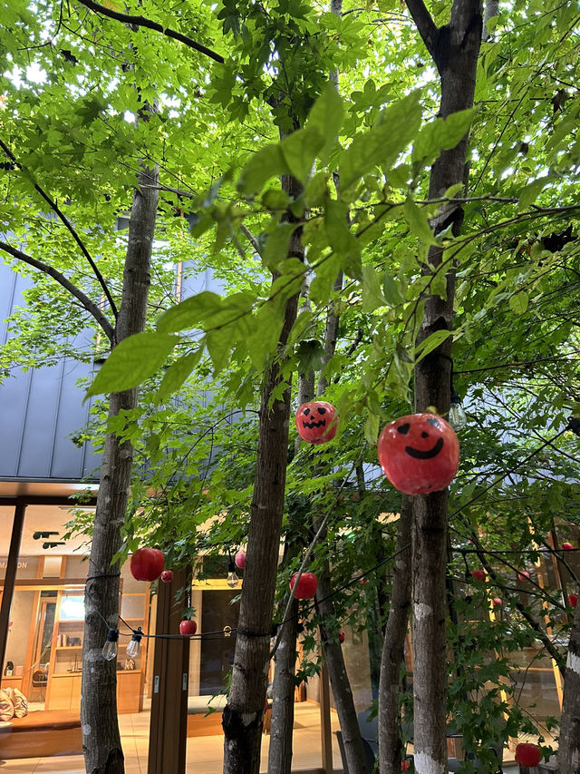 【軽井沢】秘密基地のような遊び心あふれるホテル「BEB5軽井沢」