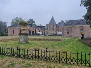 Twickel Castle: A Majestic Estate Surrounded by Nature