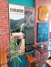 Kedai Teras Parapat: A Cozy Lakeside Cafe with Artistic Charm and Signature Coffee 