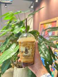 รีวิว Guzzjung cafe' Co-Working Space นิวทาวน์ สกล