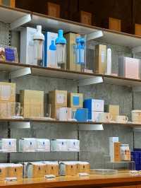 Brewing Moments in Central: Blue Bottle Vibes!