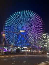 🎡【神奈川・横浜 コスモワールド】大観覧車と光に包まれる、港街の遊園地