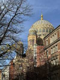 Free walk and free views in the city of Berlin 