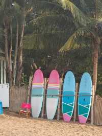 คาเฟ่สไตล์ซานโตรินี่ ติดหาดบางเสร่