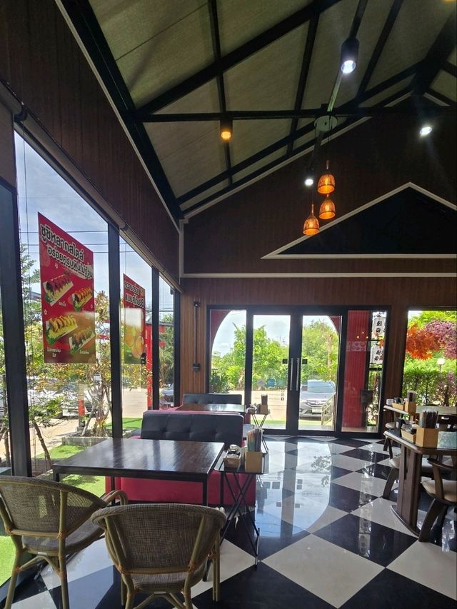 SUSUMI ร้านอาหารญี่ปุ่นฟิวชั่น เมืองลาดหลุมแก้ว