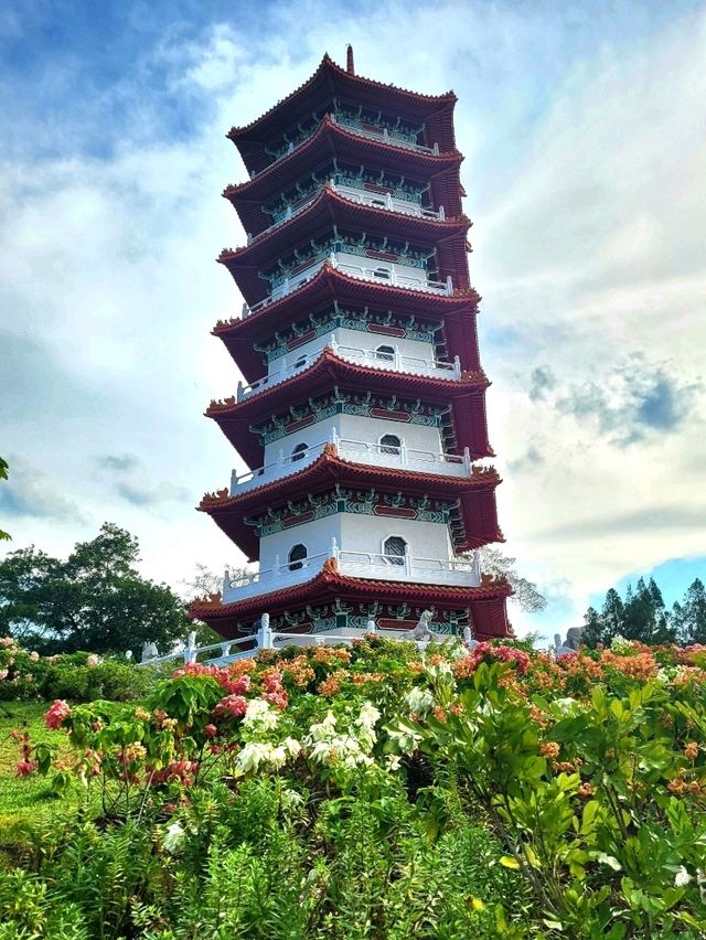 Fields of blooms at Cloud Pagoda, Chinese Garden