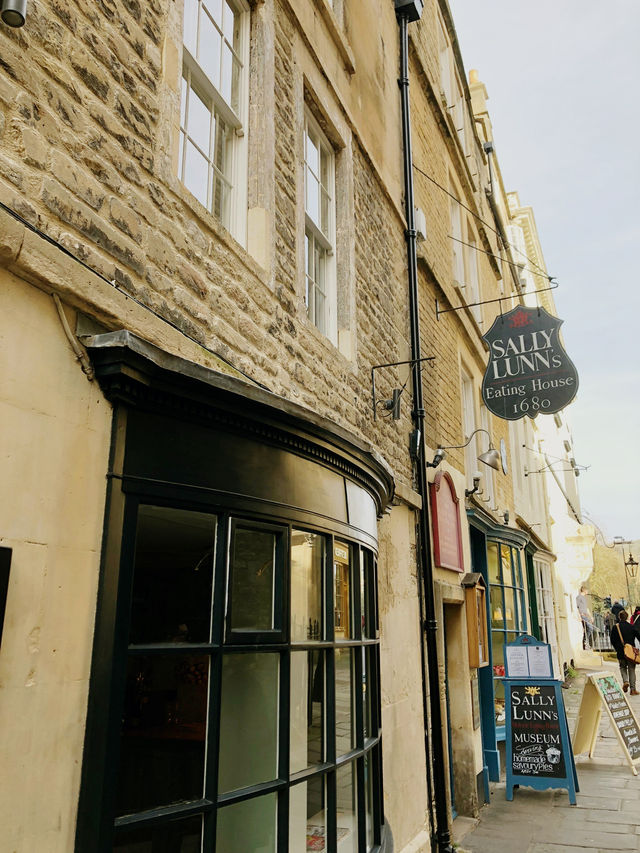 Bath - Soaking in History & Elegance