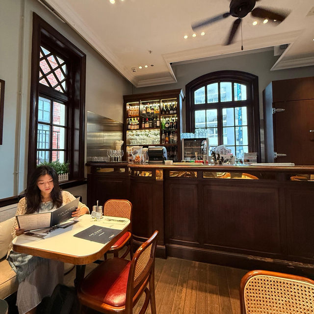 中環大館：巴黎小館的休閒儀式感