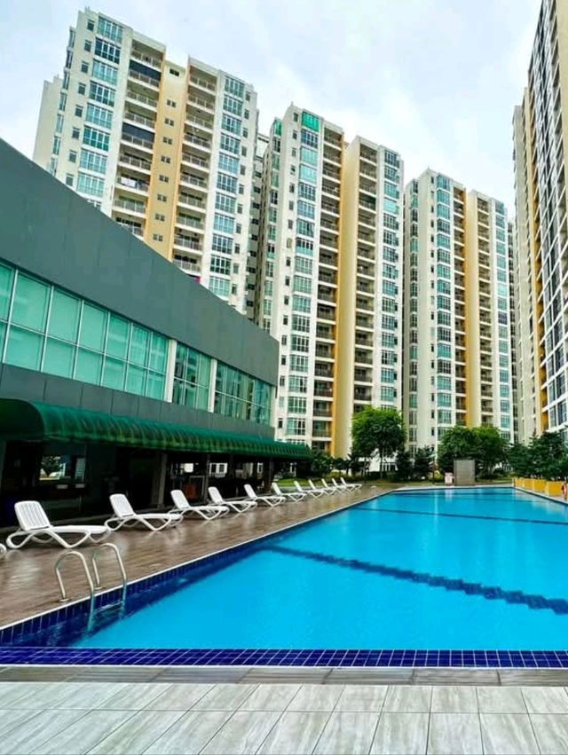 🏨 KSL City Hotel – Family Fun Meets Shopping Spree 🛍️🏊