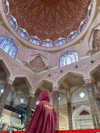 Pink, Peaceful, Perfect – The Magic of Putra Mosque