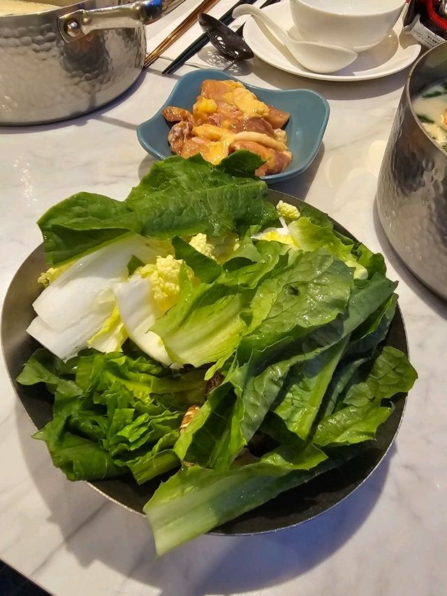 泰式火鍋，熟食飲品超豐富