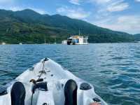 Kayaking at Ma Tau Wan: A Paddle Through Paradise