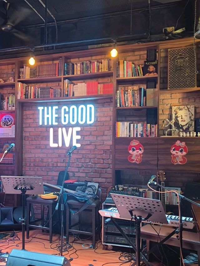 Beer, Beats & Budget Vibes — Desaru’s Unexpected Nightlife Gem