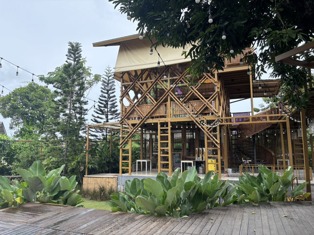 📸 คาฟ่ ร้านอาหาร ถ่ายรูปสวยๆ บัวเทอเรส ระยอง