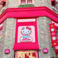 Hello Kitty & Fl Café