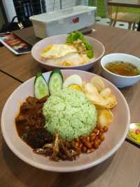 A Flavourful Nasi Lemak Experience at Dulu Kita KK