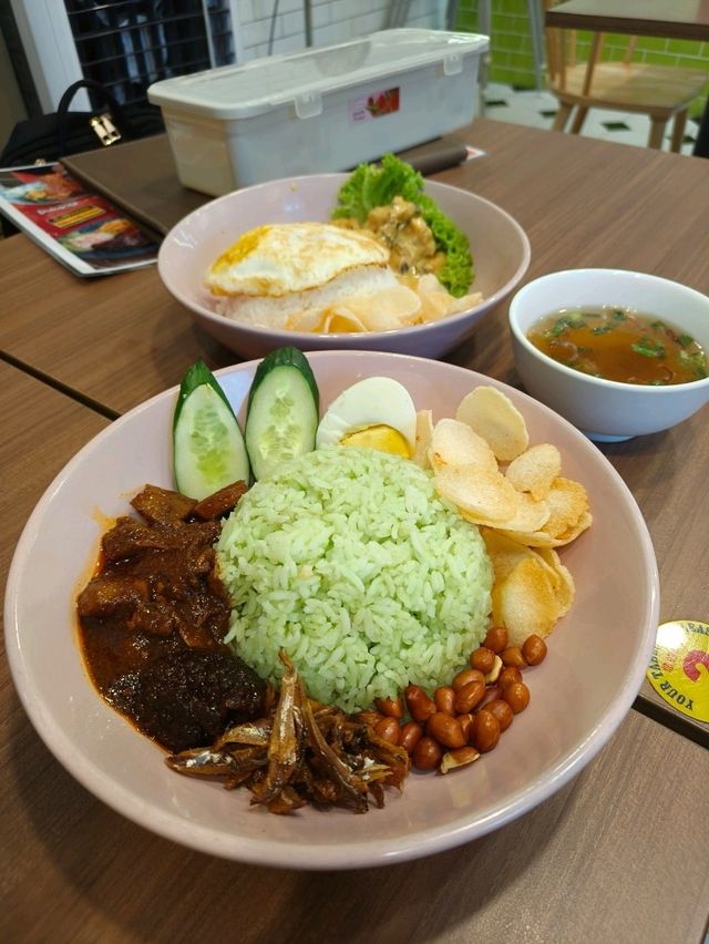 A Flavourful Nasi Lemak Experience at Dulu Kita KK