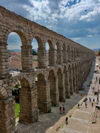 Segovia’s Serving Fairytale Feels & Crispy Pig Dreams
