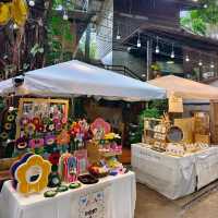  บ้านข้างวัด (Baan Kang Wat), เชียงใหม่