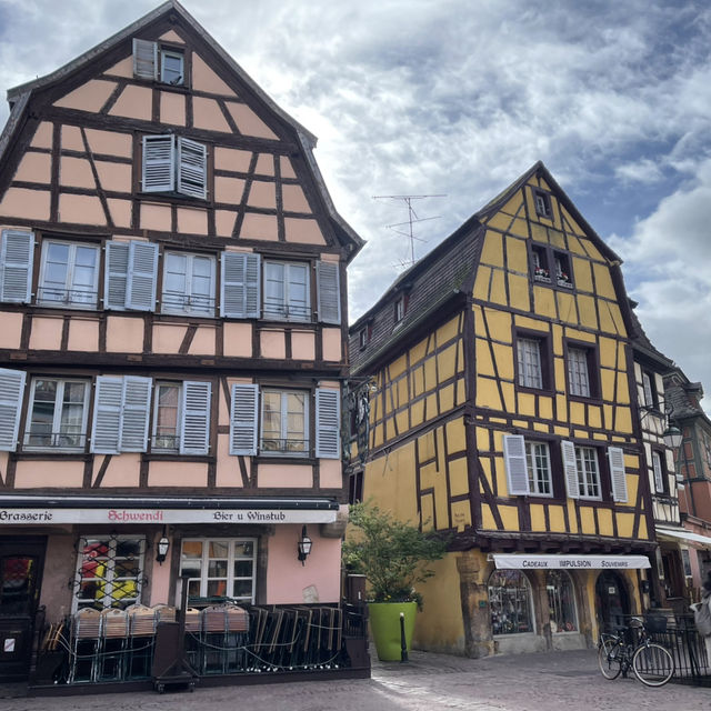 Colmar เมืองริมคลองแสนสวย
