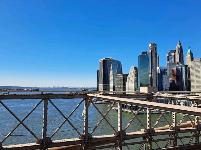 วิวสุดปัง "จากฝั่ง Manhattan ถึง Brooklyn"