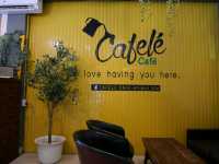 Cafele Cafe 304ร้านคาเฟ่สีเหลืองน่ารัก