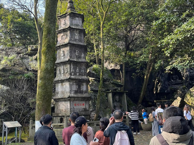 🗿 Feilai Peak Scenic Area – A Hidden Gem of Ancient Buddhist Art in Hangzhou