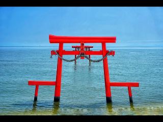 [Oo-Uo Shrine's Underwater Torii] A mysterious and spectacular sight created by the ebb and flow of the tides ⛩️🌊
