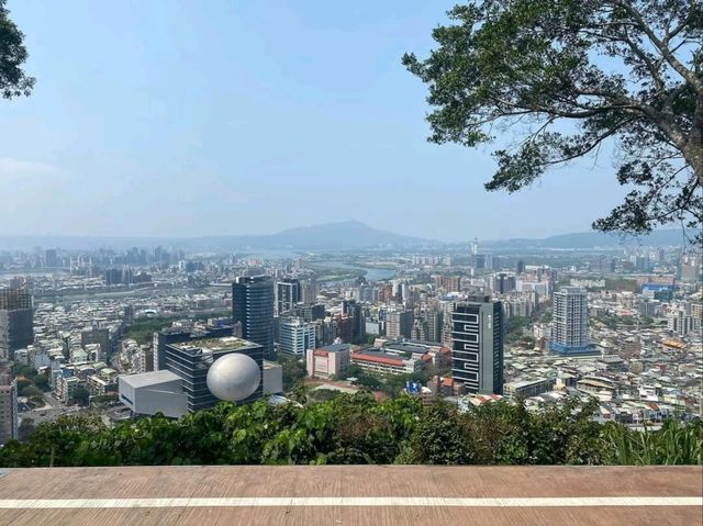 Hidden Hill Feels at Wenjian Mountain