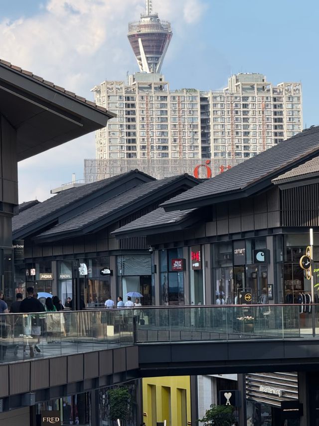 Chengdu Calling: China’s Coolest City to Live, Eat, and Explore