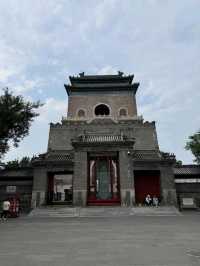 Chill Walks and Epic Views at Jingshan Park