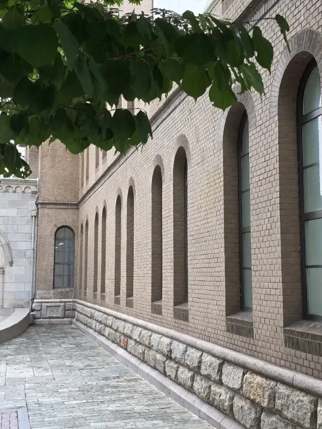 Urban Oasis: Seoul Museum of Art, Jeongdong Annex