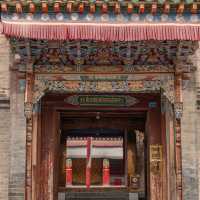 Golden Roofs, Sacred Chants – Inside Qinghai’s Kumbum Monastery