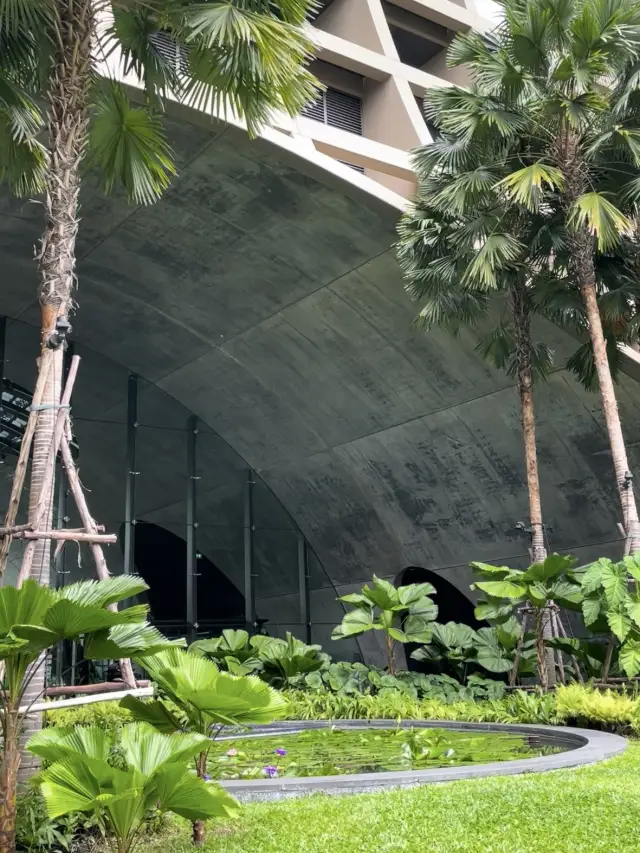 在曼谷奢華地度過一天