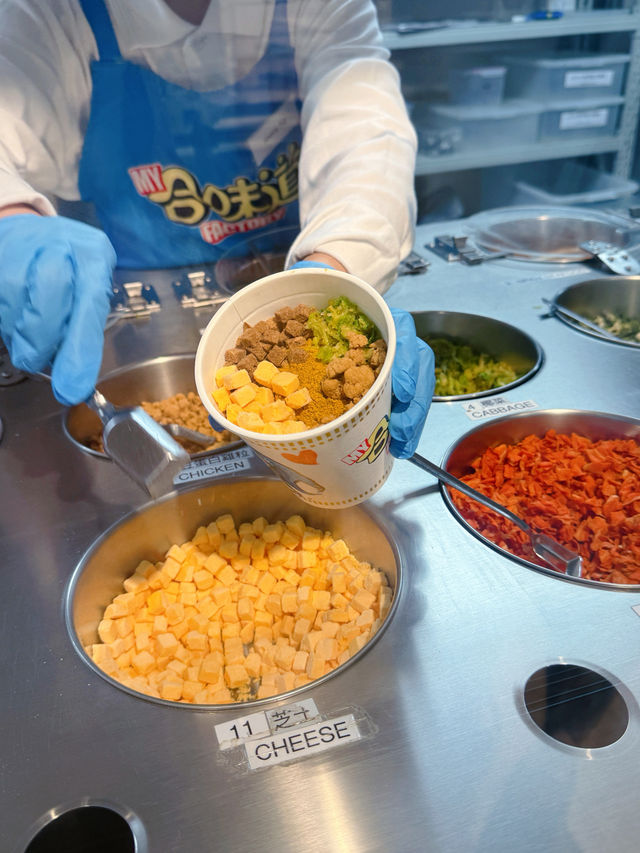 🤩放假好去處「合味道紀念館香港」🥢🍜「出前一丁 x 初音未來」🩵