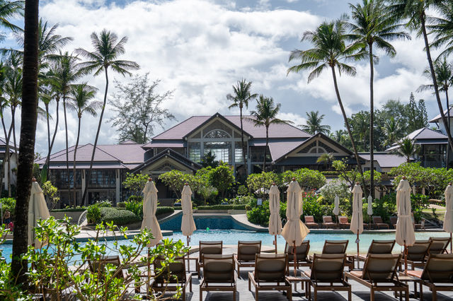 ที่พักติดทะเลภูเก็ต 