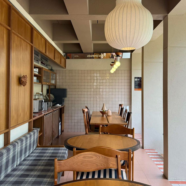 hotel hommtown chiang mai, เชียงใหม่ 🛏️🪟  