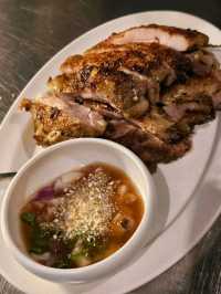 “Youhan Thai: Bold Flavors and Chic Vibes in Seoul”