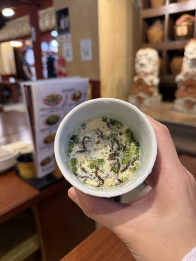 沖繩料理體驗‼️享受民謠🤩阿古豬必點