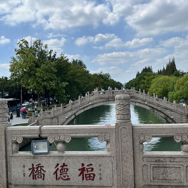 🛕 Xiyuan Temple — The Largest Buddhist Temple in Suzhou 🛕 Xiyuan Temple — The Largest Buddhist Temple in Suzhou