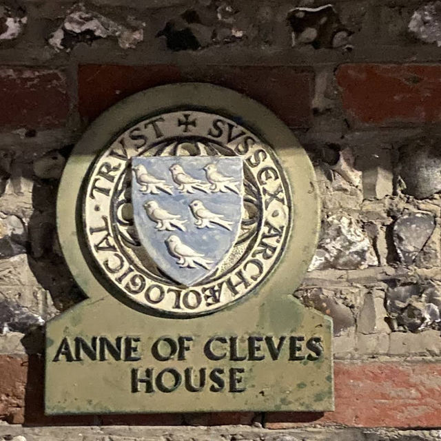 Anne of Cleves House Museum – A Tudor Gift, A Sussex Time Capsule Anne of Cleves House Museum – A Tudor Gift, A Sussex Time Capsule