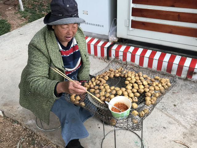 Chilling city walk in Kunming Old Town