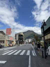 走進童話！由布院一日漫遊：金鱗湖霧景Ｘ湯之坪療癒散策。