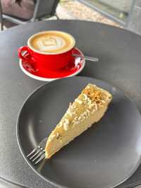 따뜻한 커피 향이 머무는 곳｜바르샤바 Coffee Kamionkowska I ☕️🥐