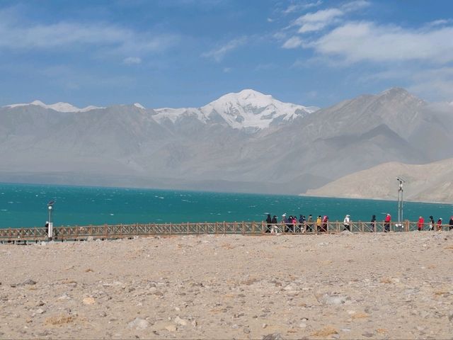 White Sand Lake: A Marvel on the Pamir Plateau